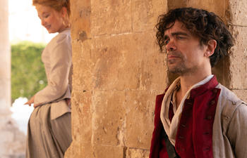 Bande-annonce : Peter Dinklage incarne Cyrano