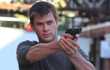 Chris Hemsworth se fait offrir 10 millions $ pour jouer dans American Assassin